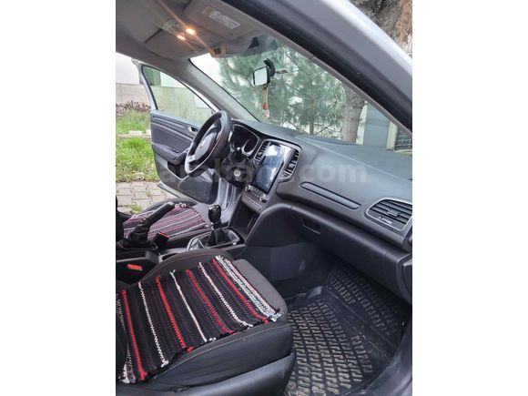 Sahibinden Renault Megane 1.5 Blue DCI Joy 2020 Model 