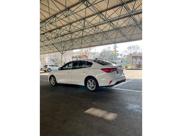 ACİL Sahibinden Ford Focus 1.5 Ti-VCT Trend X 2020 Model