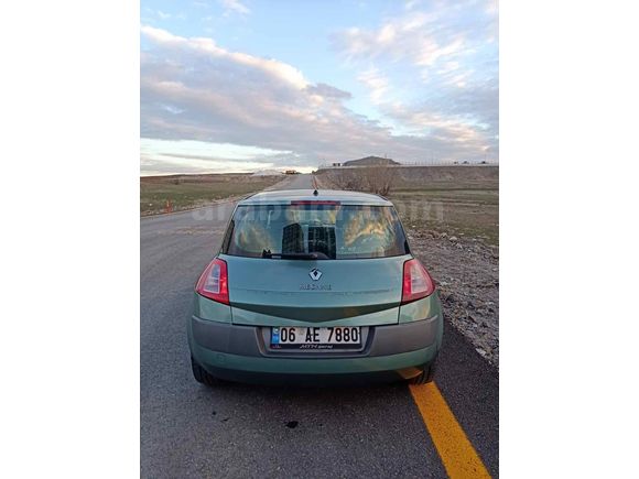 Sahibinden Renault Megane 1.6 Dynamique 2004 Model 