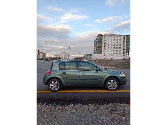 Sahibinden Renault Megane 1.6 Dynamique 2004 Model 