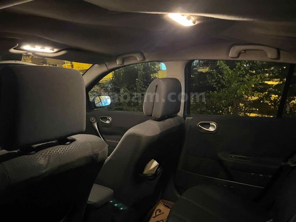 Sahibinden Renault Megane 1.6 Dynamique 2004 Model 