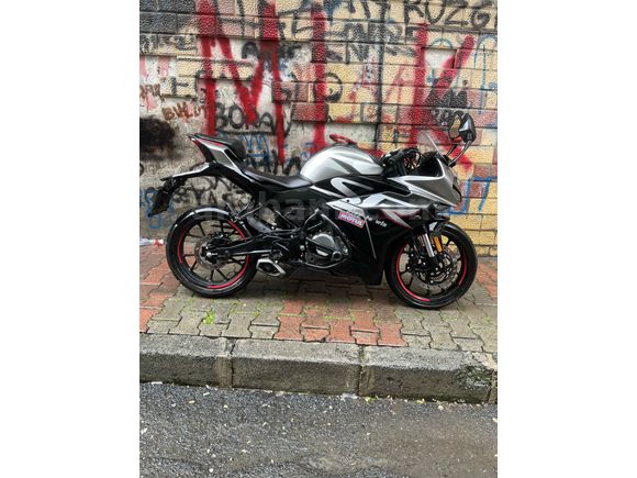 Sahibinden temiz acil satılık CFmoto 250SR son 5 güne bu fiyat 