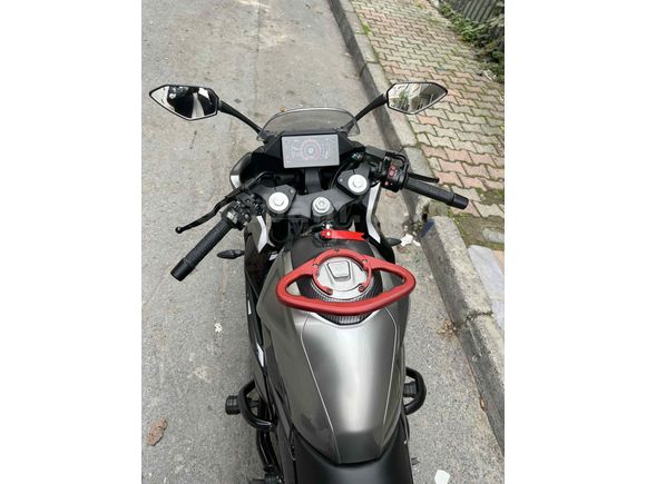 Sahibinden temiz acil satılık CFmoto 250SR son 5 güne bu fiyat 