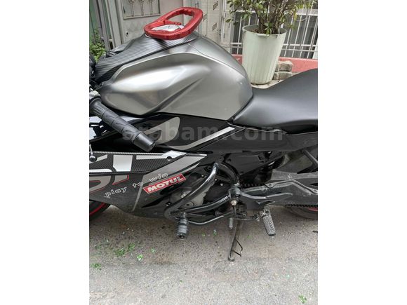 Sahibinden temiz acil satılık CFmoto 250SR son 5 güne bu fiyat 