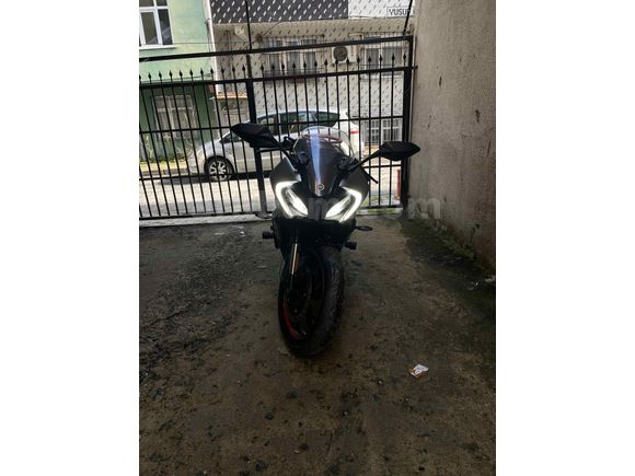 Sahibinden temiz acil satılık CFmoto 250SR son 5 güne bu fiyat 