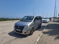 TİCARİNİN YAKIŞIKLISI-AİLENİN BAKICISI