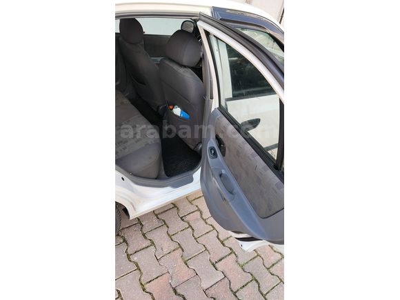 ACİL. Hyundai Accent 1.5 Aile Aracımız. Sorunsuz.