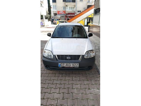 ACİL. Hyundai Accent 1.5 Aile Aracımız. Sorunsuz.