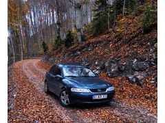 Sahibinden sunroof deri koltuklu full paket Opel Vectra 2.0 CDX 2000 Model 