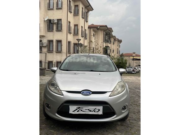 Sahibinden Ford Fiesta 1.4 TDCi Titanium 2009 Model 