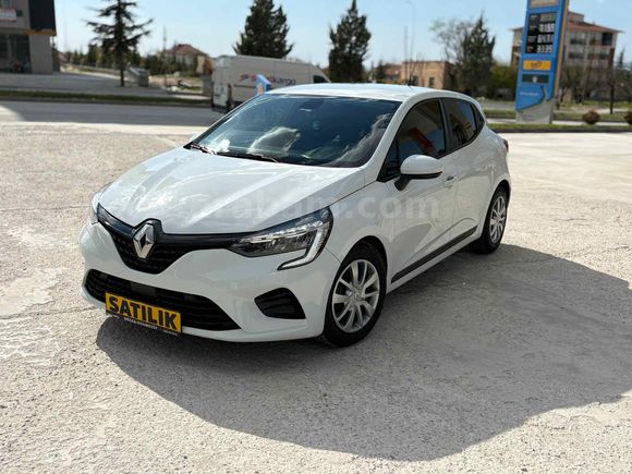 Sahibinden hatasız boyasız değişensiz otomatik Clio 1.0 TCe Joy 2021 Model 