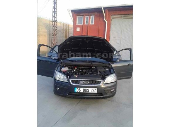 Sahibinden Ford Focus 1.6 Ghia 2006 Model 