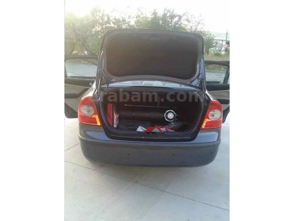 Sahibinden Ford Focus 1.6 Ghia 2006 Model 