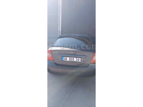 Sahibinden Ford Focus 1.6 Ghia 2006 Model 