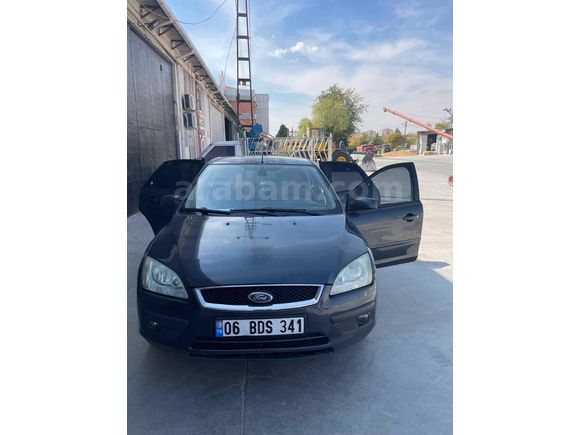 Sahibinden Ford Focus 1.6 Ghia 2006 Model 