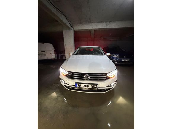 Sahibinden Volkswagen Passat 1.5 TSi Business 2021 Model  155.000 km Beyaz