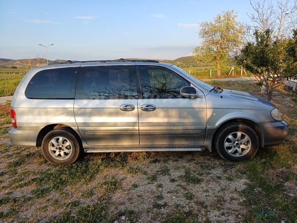 Sahibinden Kia Carnival 2005