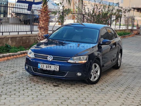 Sahibinden Volkswagen Jetta 1.6 TDi Comfortline 2011 Model Mersin 165.000 km Mavi (metalik)