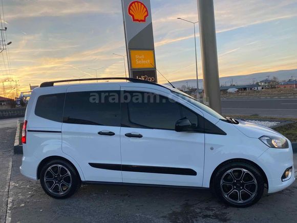 Sahibinden Ford Tourneo Courier 1.0 EcoBoost Titanium Plus 2023 Model 