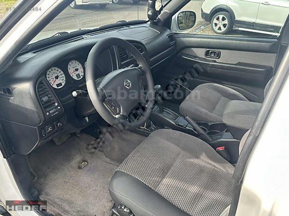 2001 NISSAN PATHFINDER 3.5 V6 220 HP