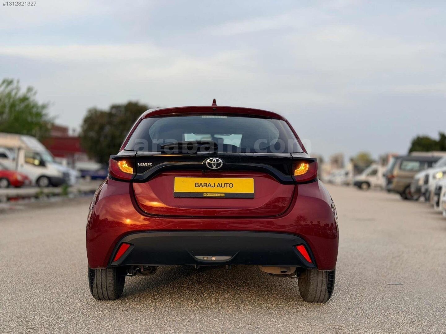 Galeriden Toyota Yaris 1.5 Dream 2021 Model Adana 63.000 km Bordo 7