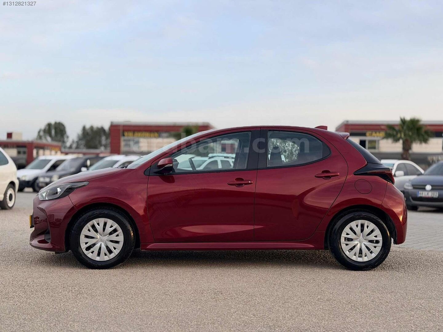 Galeriden Toyota Yaris 1.5 Dream 2021 Model Adana 63.000 km Bordo 5