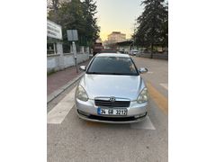 Sahibinden Hyundai Accent Era 1.5 CRDi-VGT Team 2011 Model  151.850 km Gri (Gümüş)