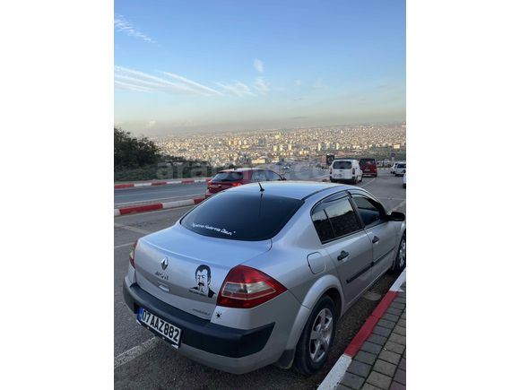 Sahibinden Renault Megane 1.5 dCi Expression 2008 Model  341.500 km Gri (Gümüş)