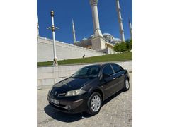 2010 MAKYAJLI KASA ÇOK TEMİZ MEGANE SEDAN 1.5 DCİ 105 BEYGİR FUL