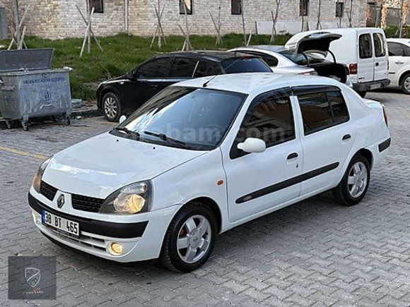 EMSALSİZ TEMİZLİKTE RENAULT CLİO 1.5 DCİ KLİMALI