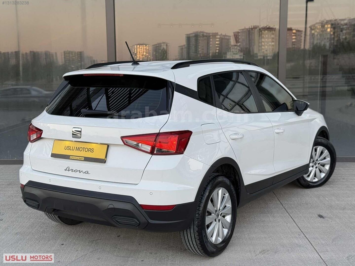 Galeriden Seat Arona 1.0 EcoTSI Style 2021 Model Ankara 87.000 km Beyaz 4