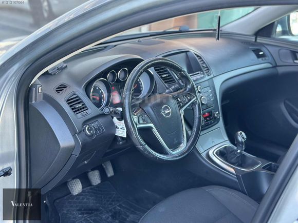 2012 MODEL DEĞİŞENSİZ 1.4 T 140 HP OPEL İNSİGNİA