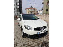 Sahibinden Nissan Qashqai 1.5 dCi Tekna Sky Pack 2013 Model HATASIZ-BOYASIZ-ORJİNAL