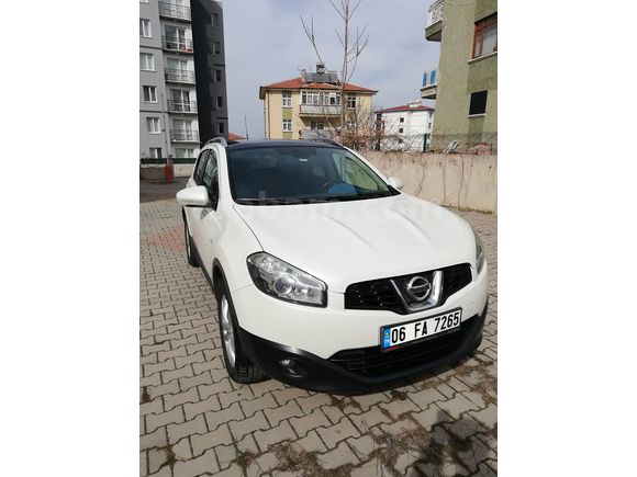 Sahibinden Nissan Qashqai 1.5 dCi Tekna Sky Pack 2013 Model HATASIZ-BOYASIZ-ORJİNAL