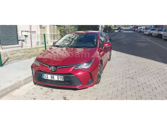 Sahibinden Toyota Corolla 1.6 Vision 2019 Model Niğde 96.500 km Kırmızı