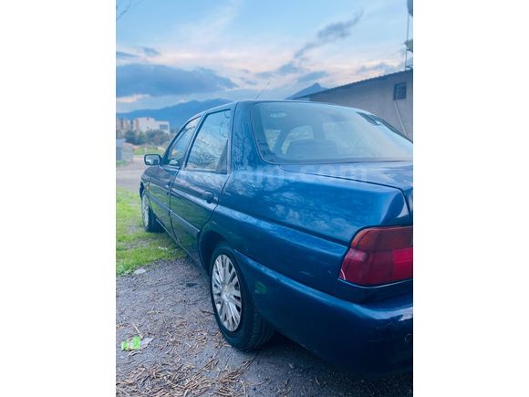 Sahibinden Ford Escort 1.6 CLX 1998 Model