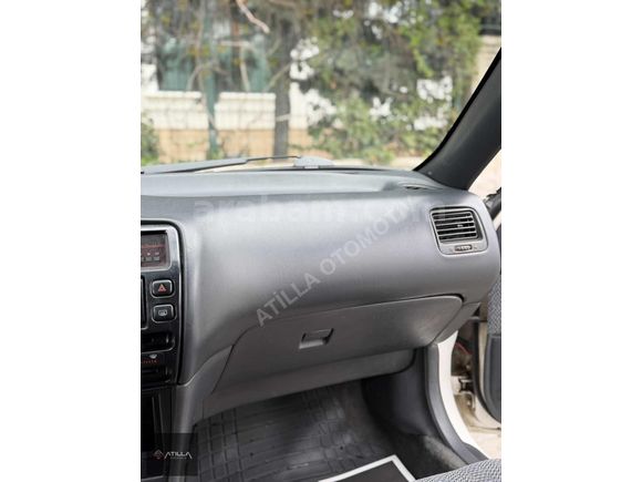 1995 TOYOTA COROLLA 1.6 XEİ