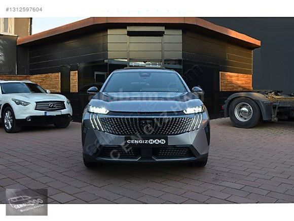 CENGİZHAN ' da 2025 PEUGEOT 3008 1.2 HYBRID ALLURE HATASIZ