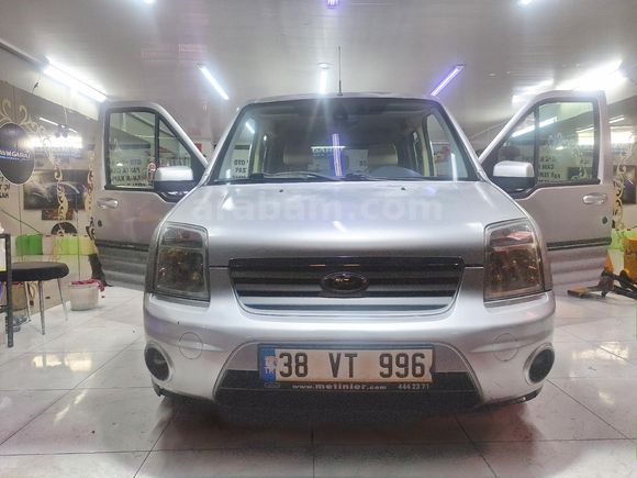 Sahibinden Ford Tourneo Connect 1.8 TDCI GLX 2010 Model