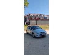 Sahibinden Hyundai i30 1.6 CRDi Team 2010 Model  225.000 km Gri (Gümüş)