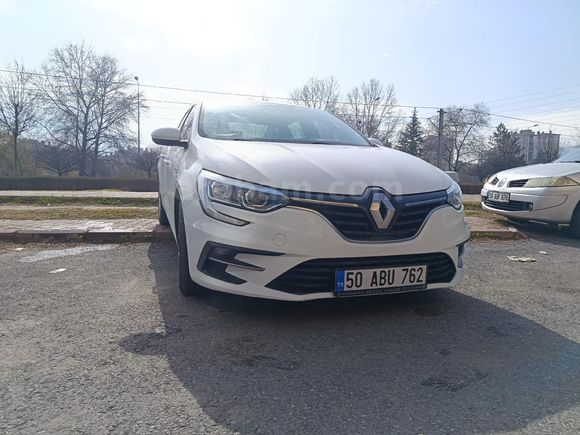 Sahibinden Renault Megane 1.3 TCe Joy 2021 Model