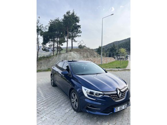 Sahibinden Renault Megane 1.3 TCe Touch 2024 Model  42.000 km Mavi