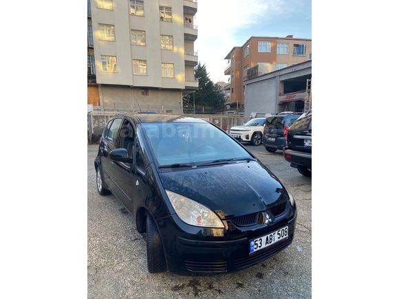 Mitsubishi Colt -Japon Sorunsuzluğu 