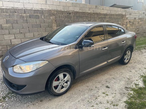 FİYAT DÜŞTÜ?? 2011 MODEL İJİ BEJ DÜŞÜK KM