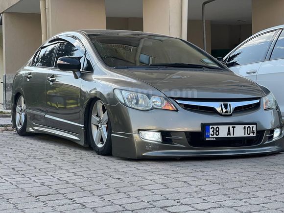 Sahibinden Honda Civic 1.6i VTEC Premium 2008 Model