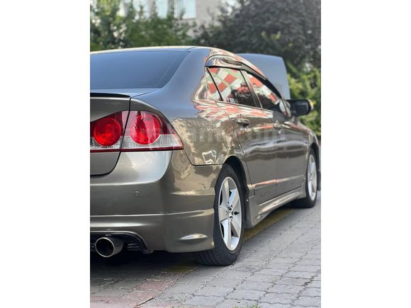 Sahibinden Honda Civic 1.6i VTEC Premium 2008 Model