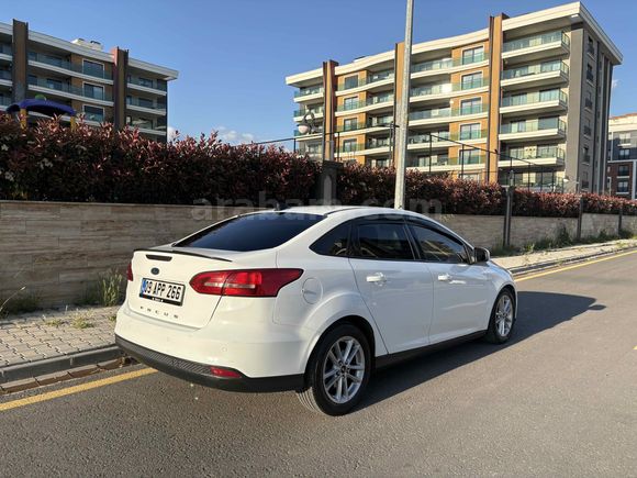 Sahibinden Ford Focus 1.5 TDCi Trend X 2015 Model 