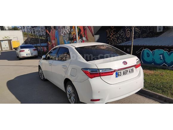 Sahibinden Toyota Corolla 1.4 D-4D touch 2016 Model  yeni kasa Beyaz