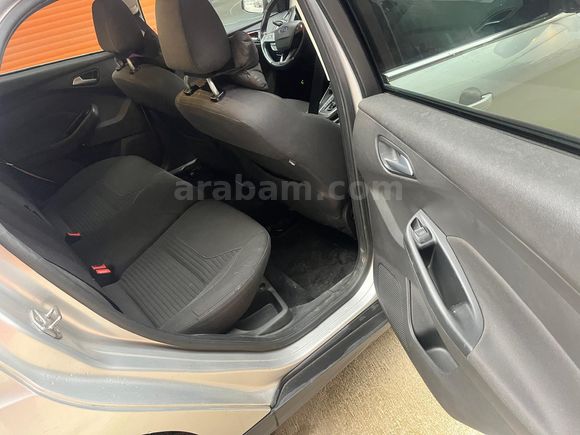 Sahibinden Ford Focus 1.6 Titanium 2016 Model