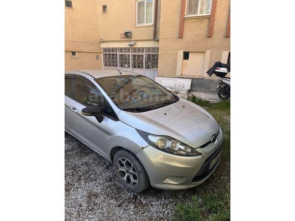 Sahibinden Ford Fiesta 1.4 Trend 2010 Model 